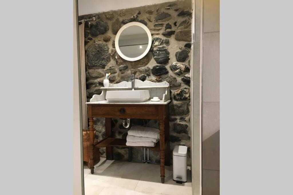 La Maison Laugier Charme, Confort, Authenticite Saint-Étienne-de-Tinée 외부 사진